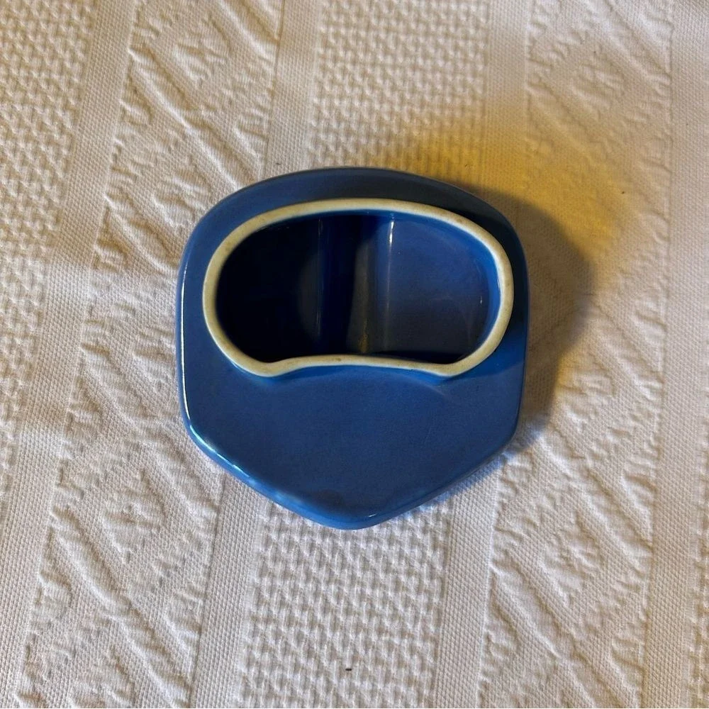 Vintage The Hall China Co‎ Made for Montgomery Ward Blue Pitcher